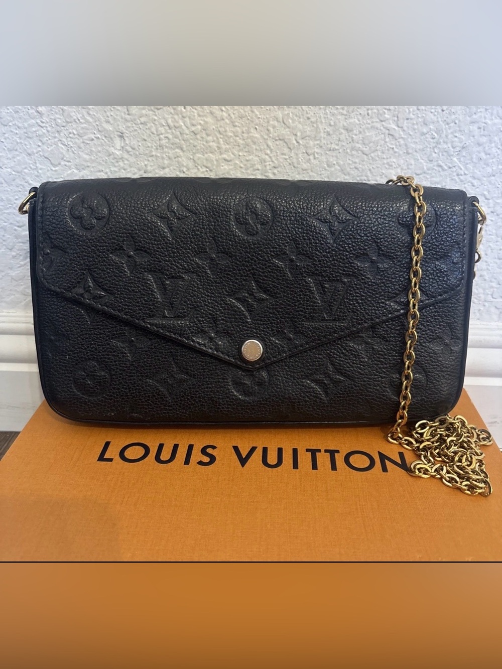 Louis Vuitton Felice Pochette Black Empreinte Crossbody